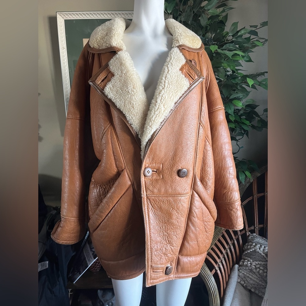 Vintage Leather Shearling Jacket - Picture 5 of 16